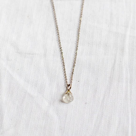 Jewelry - Silver necklace with a stone pendant